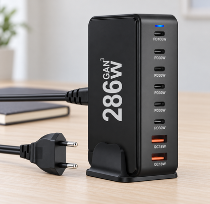 Station de charge noire posée sur un bureau